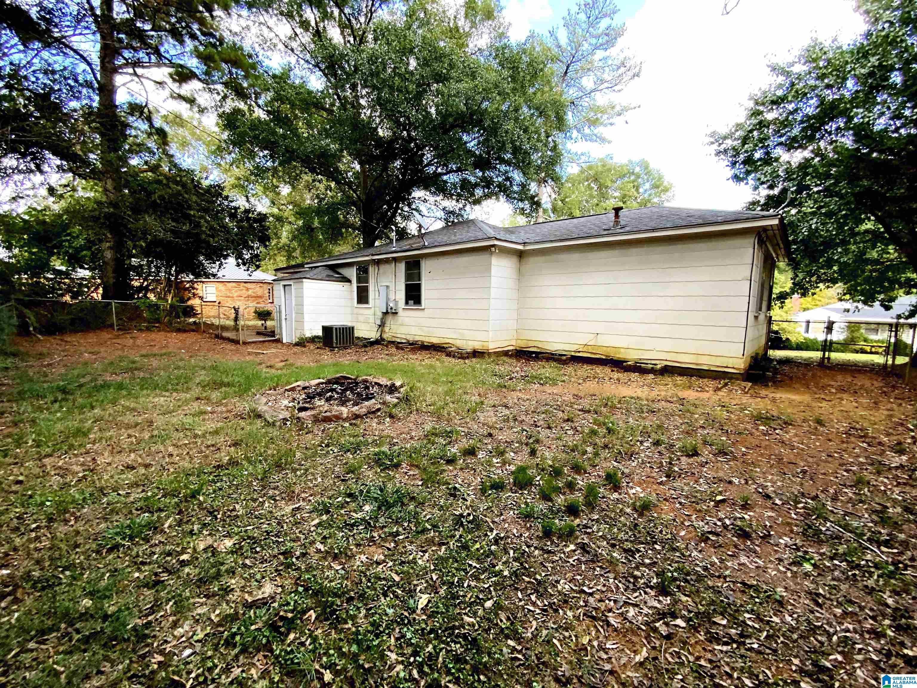 709 Glenwood Road Talladega, AL 35160 - Photo 29 of 37