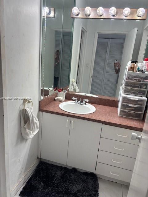 100 Lincoln Road, Unit 812 Miami Beach, FL 33139 - Photo 7 of 30