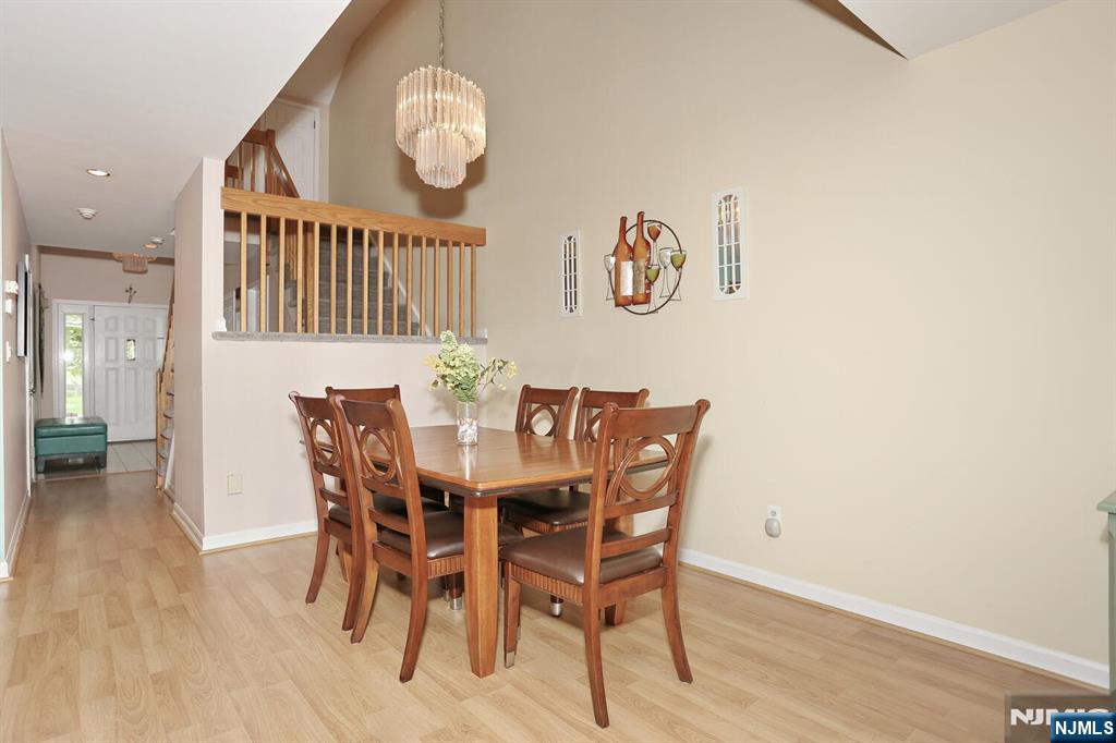 609 Glasmere Road, Unit 609 Mahwah, NJ 07430 - Photo 11 of 50