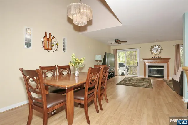 $659,000 | 609 Glasmere Road, Unit 609, Mahwah, NJ 07430