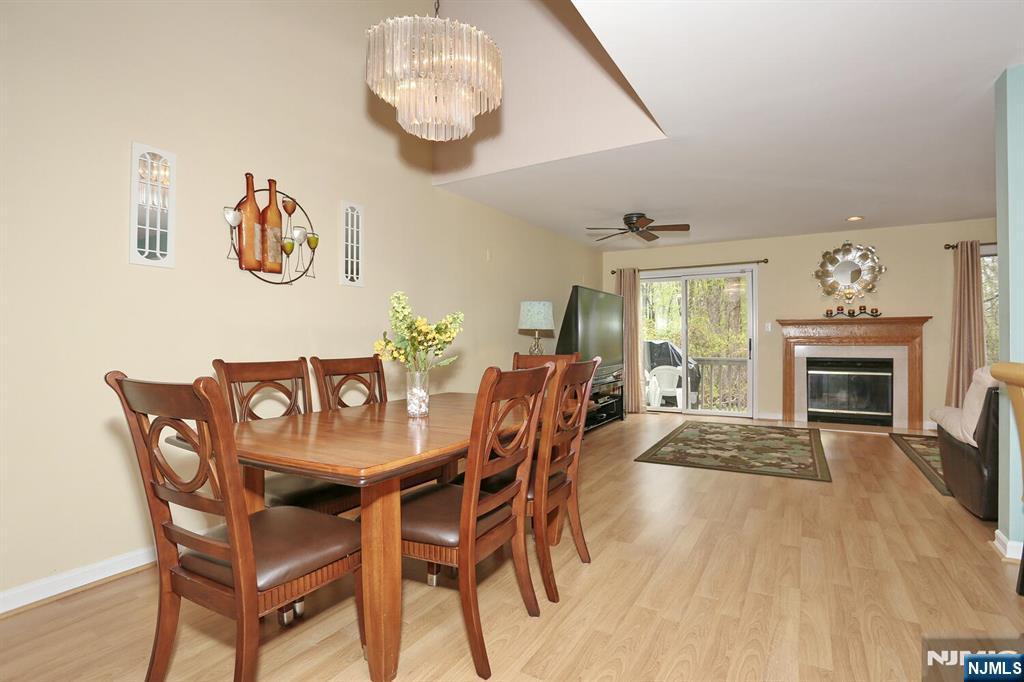 609 Glasmere Road, Unit 609 Mahwah, NJ 07430 - Photo 13 of 50