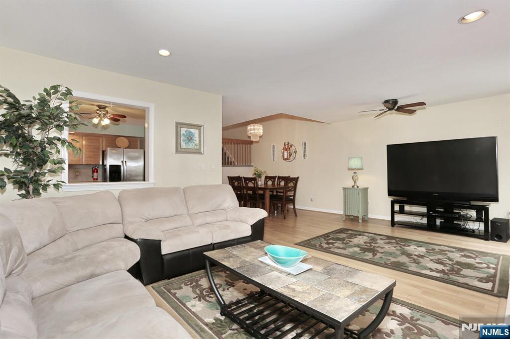 609 Glasmere Road, Unit 609 Mahwah, NJ 07430 - Photo 17 of 50