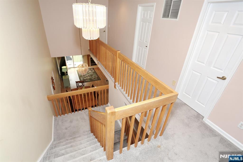 609 Glasmere Road, Unit 609 Mahwah, NJ 07430 - Photo 20 of 50