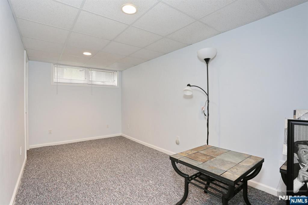 609 Glasmere Road, Unit 609 Mahwah, NJ 07430 - Photo 34 of 50