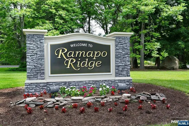 $659,000 | 609 Glasmere Road, Unit 609, Mahwah, NJ 07430