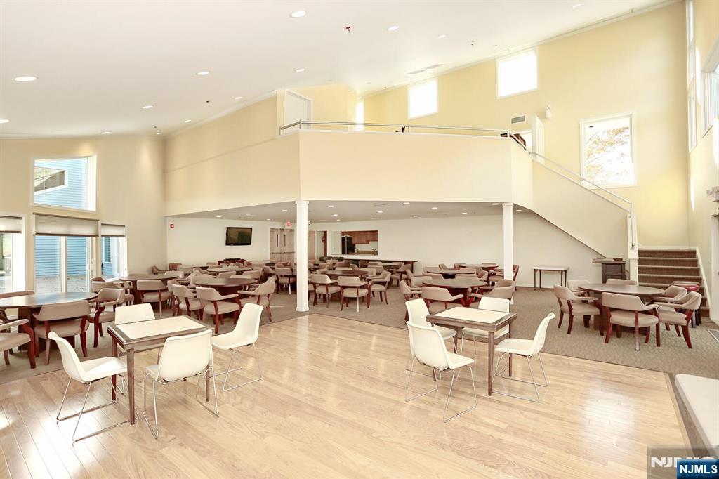 609 Glasmere Road, Unit 609 Mahwah, NJ 07430 - Photo 48 of 50