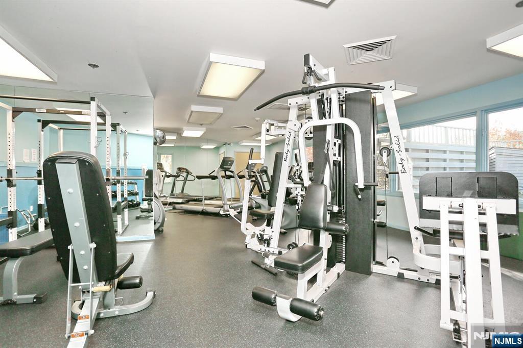 609 Glasmere Road, Unit 609 Mahwah, NJ 07430 - Photo 49 of 50