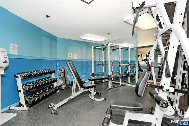 $659,000 | 609 Glasmere Road, Unit 609, Mahwah, NJ 07430