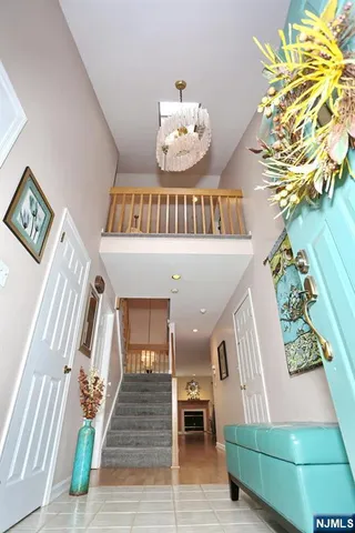 $659,000 | 609 Glasmere Road, Unit 609, Mahwah, NJ 07430