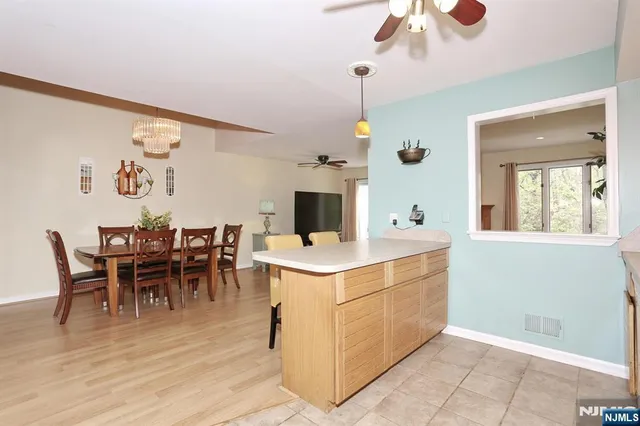 $659,000 | 609 Glasmere Road, Unit 609, Mahwah, NJ 07430