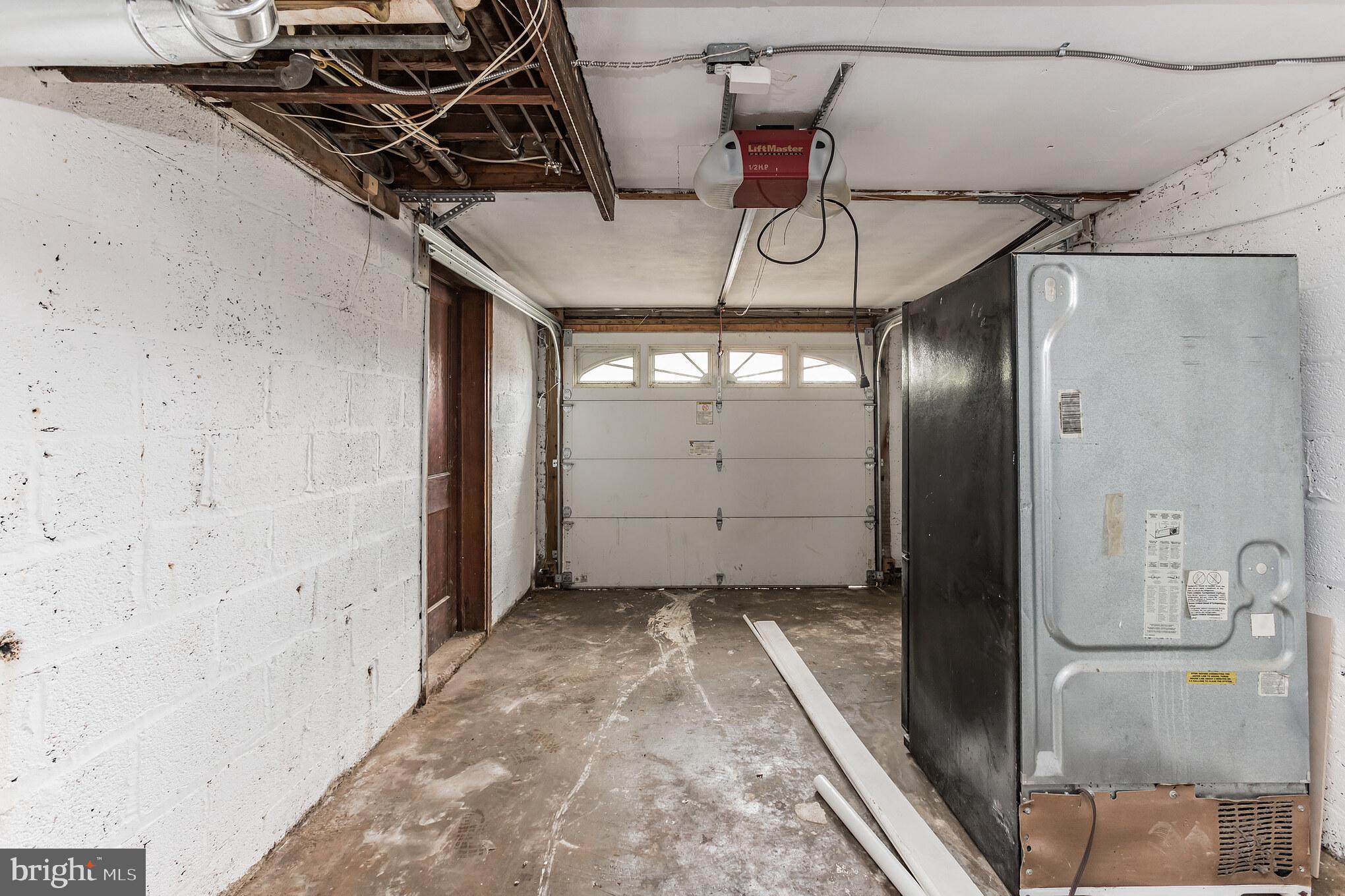 740 Charing Cross Road Baltimore, MD 21229 - Photo 29 of 29 Garage