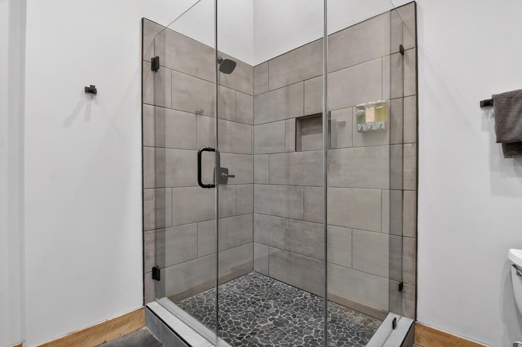 472 Overlook Drive Blue Ridge, GA 30513 - Photo 48 of 58 a bathroom with a shower