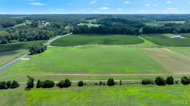 $370,000 | 3821 Holt Road, Wentzville, MO 63385