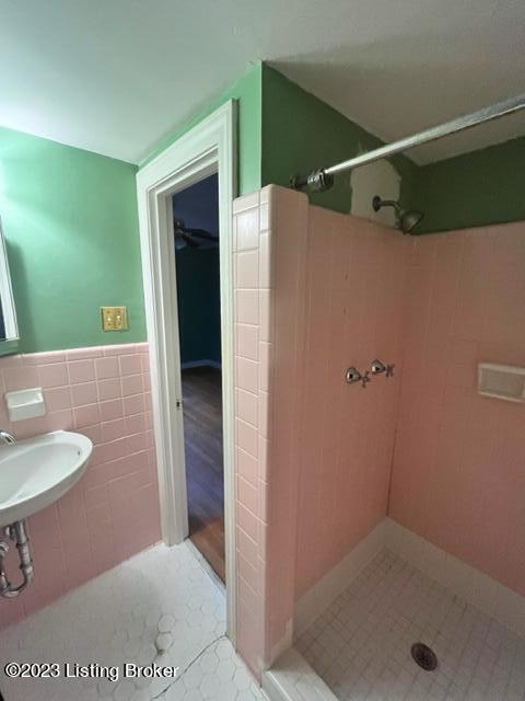 1814 Fleming Road Louisville, KY 40205 - Photo 6 of 14 Fleming 1.5 Bath