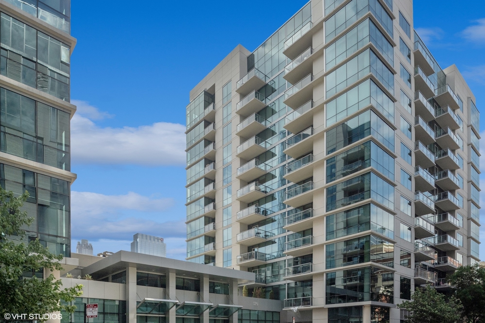 123 South Green Street, Unit 604B Chicago, IL 60607 - Photo 1 of 15