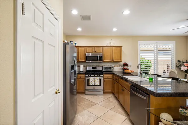 $2,700 | 60268 Sweetshade Lane, La Quinta, CA 92253