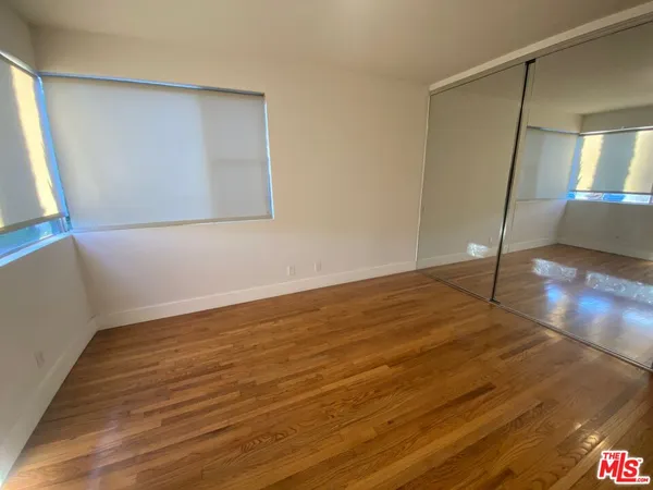 $2,995 | 3130 South Barrington Avenue, Unit A, Los Angeles, CA 90066