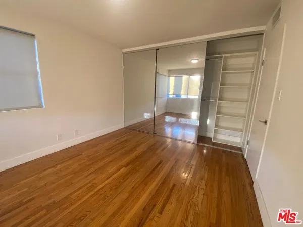 $2,995 | 3130 South Barrington Avenue, Unit A, Los Angeles, CA 90066