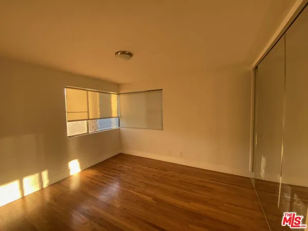 $2,995 | 3130 South Barrington Avenue, Unit A, Los Angeles, CA 90066