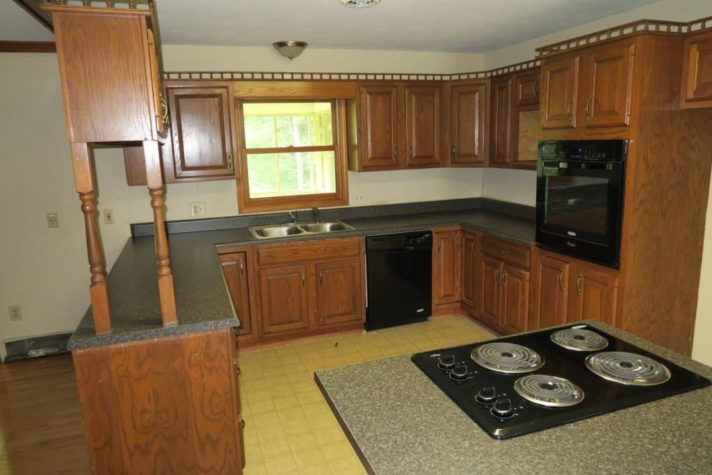 5440 Poor Mountain Road Salem, VA 24153 - Photo 2 of 14 Poor Mountain Marketing Photos (27)