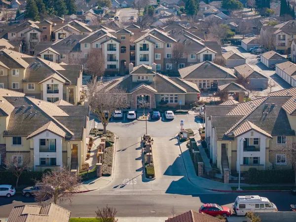 $299,000 | 1360 Shady Lane, Unit 1022, Turlock, CA 95382