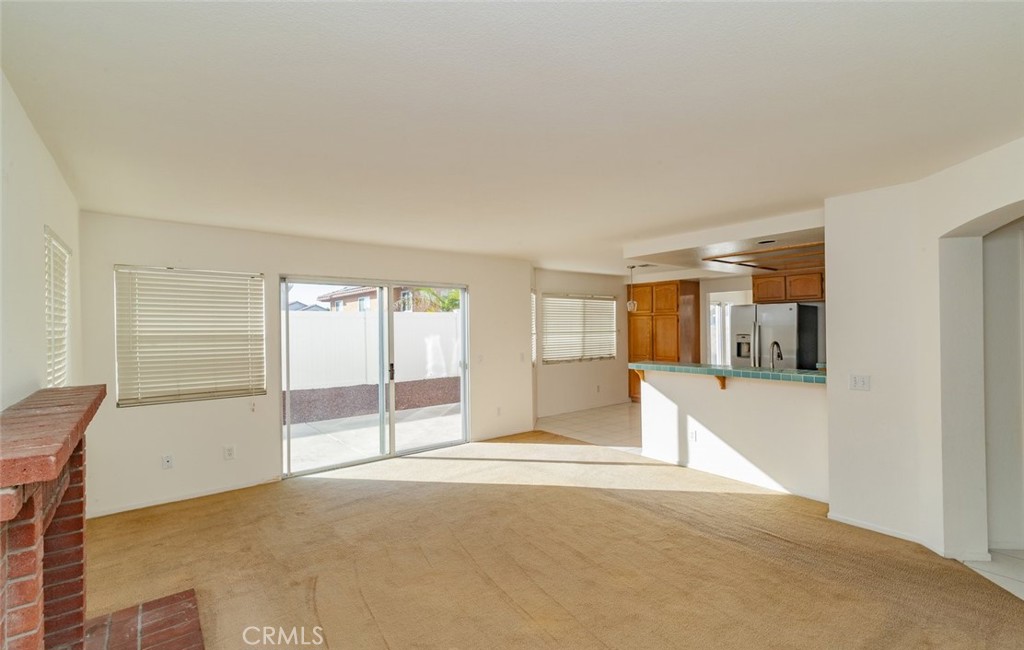 2038 Ridgeline Avenue Vista, CA 92081 - Photo 8 of 32