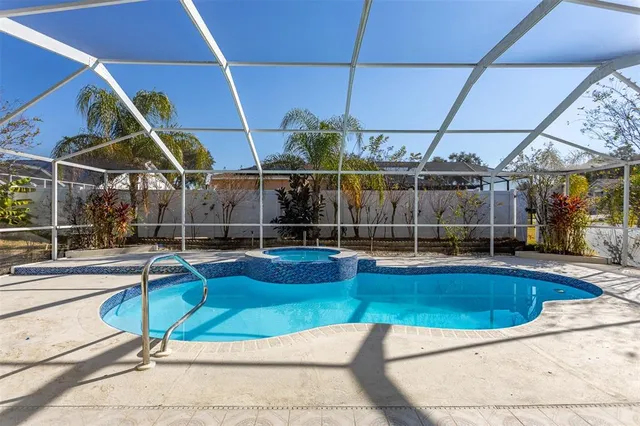 $545,000 | 1734 Powder Ridge Drive, Valrico, FL 33594