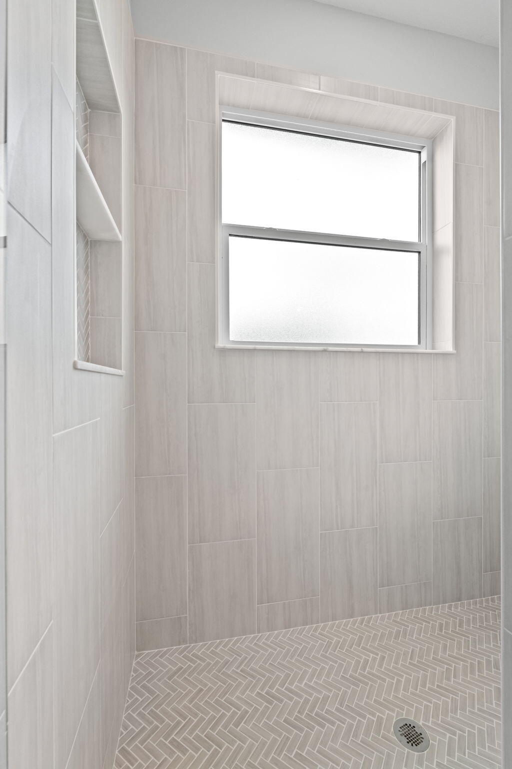 11299 42nd Road North Royal Palm Beach, FL 33411 - Photo 22 of 50 Main Bathroom Shower