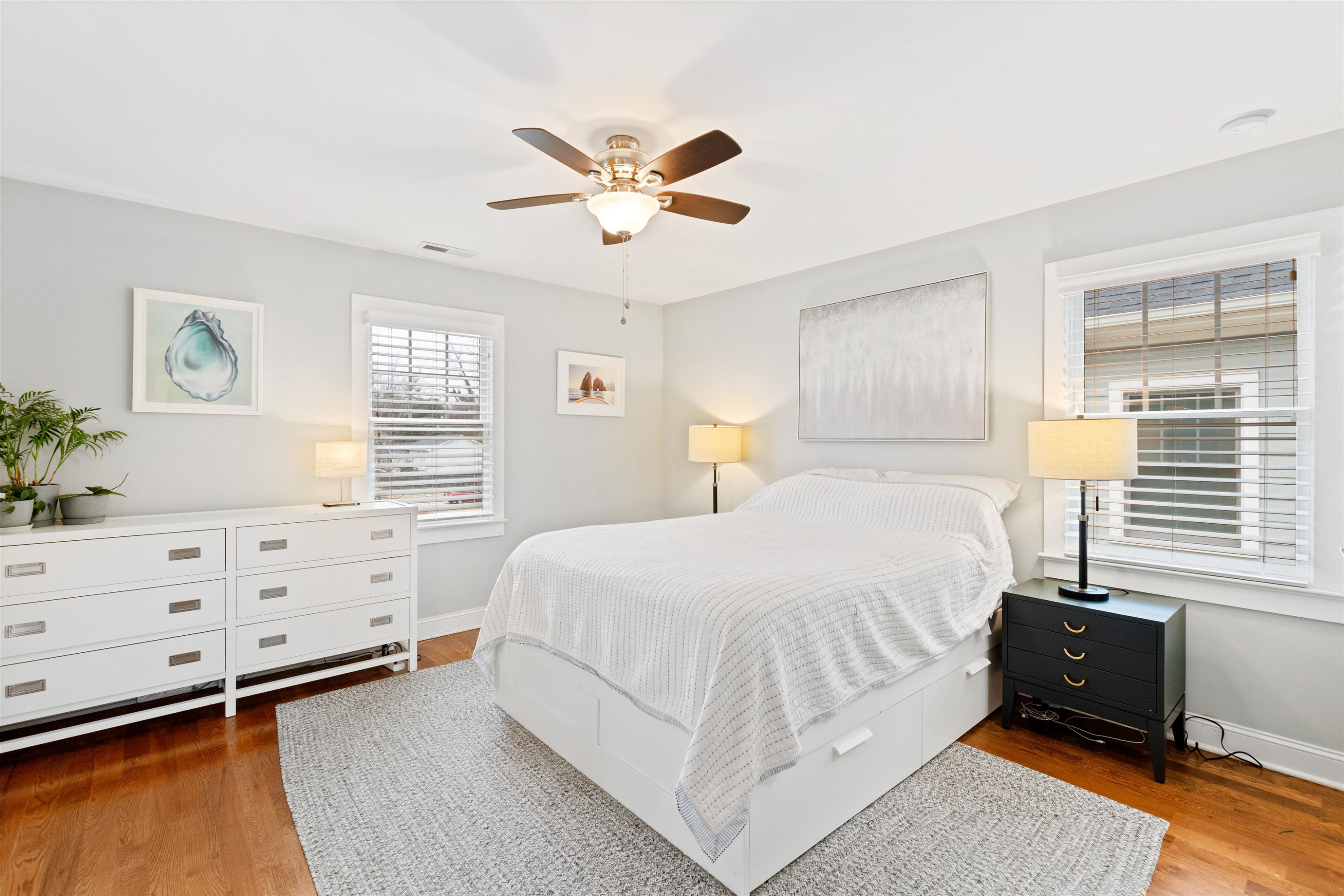 820 East Davie Street Raleigh, NC 27601 - Photo 5 of 49 Large primary bedroom with attached ensuite, walk-in closet, and balcony! Master Bedroom
