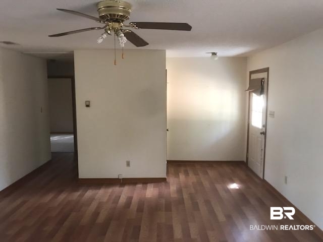 100 Hillcrest Circle Daphne, AL 36526 - Photo 3 of 5