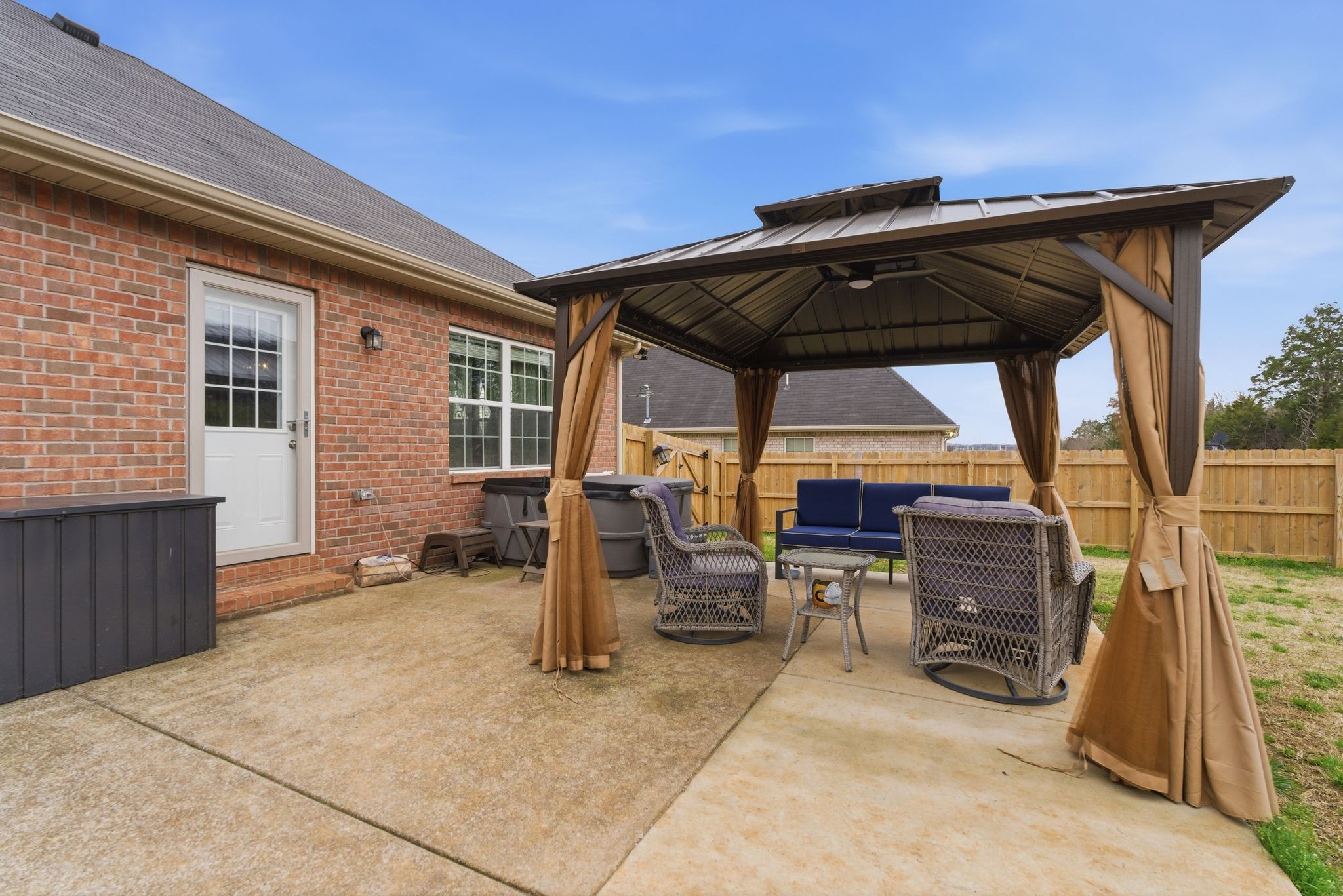 2045 Barretts Ridge Drive Murfreesboro, TN 37130 - Photo 24 of 33 a view of sitting area in front of house