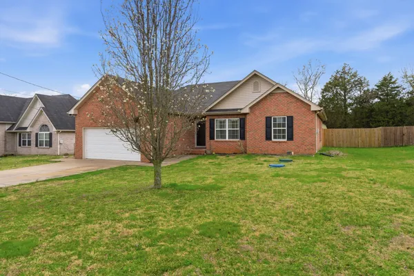 $385,000 | 2045 Barretts Ridge Drive, Murfreesboro, TN 37130
