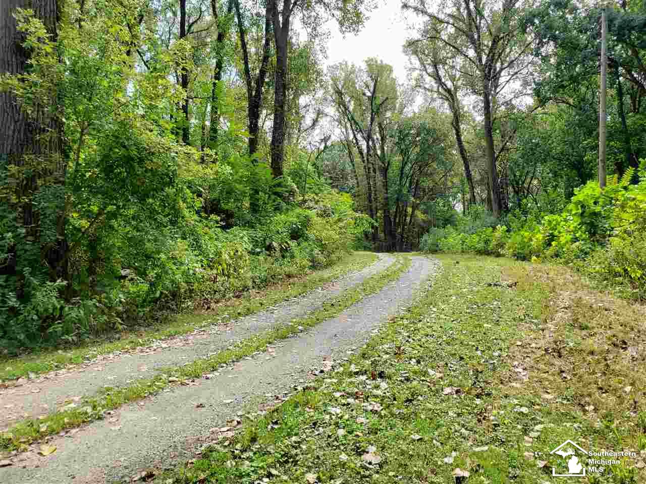 2271 West Dean Road Temperance, MI 48182 - Photo 31 of 33