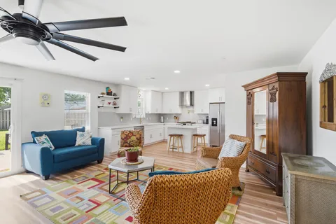 $460,000 | 8903 Railton Street, Houston, TX 77080