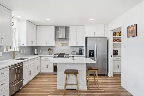 $460,000 | 8903 Railton Street, Houston, TX 77080