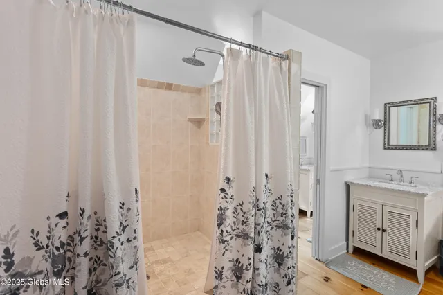 $4,000 | 405 County Route 68, Saratoga Springs, NY 12866