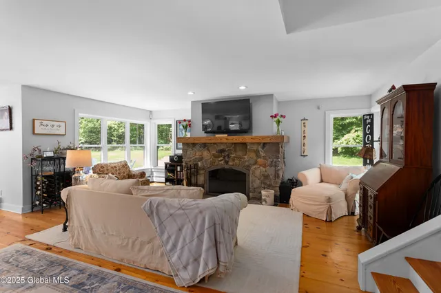 $4,000 | 405 County Route 68, Saratoga Springs, NY 12866