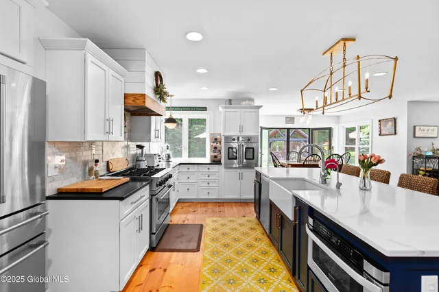 $4,000 | 405 County Route 68, Saratoga Springs, NY 12866