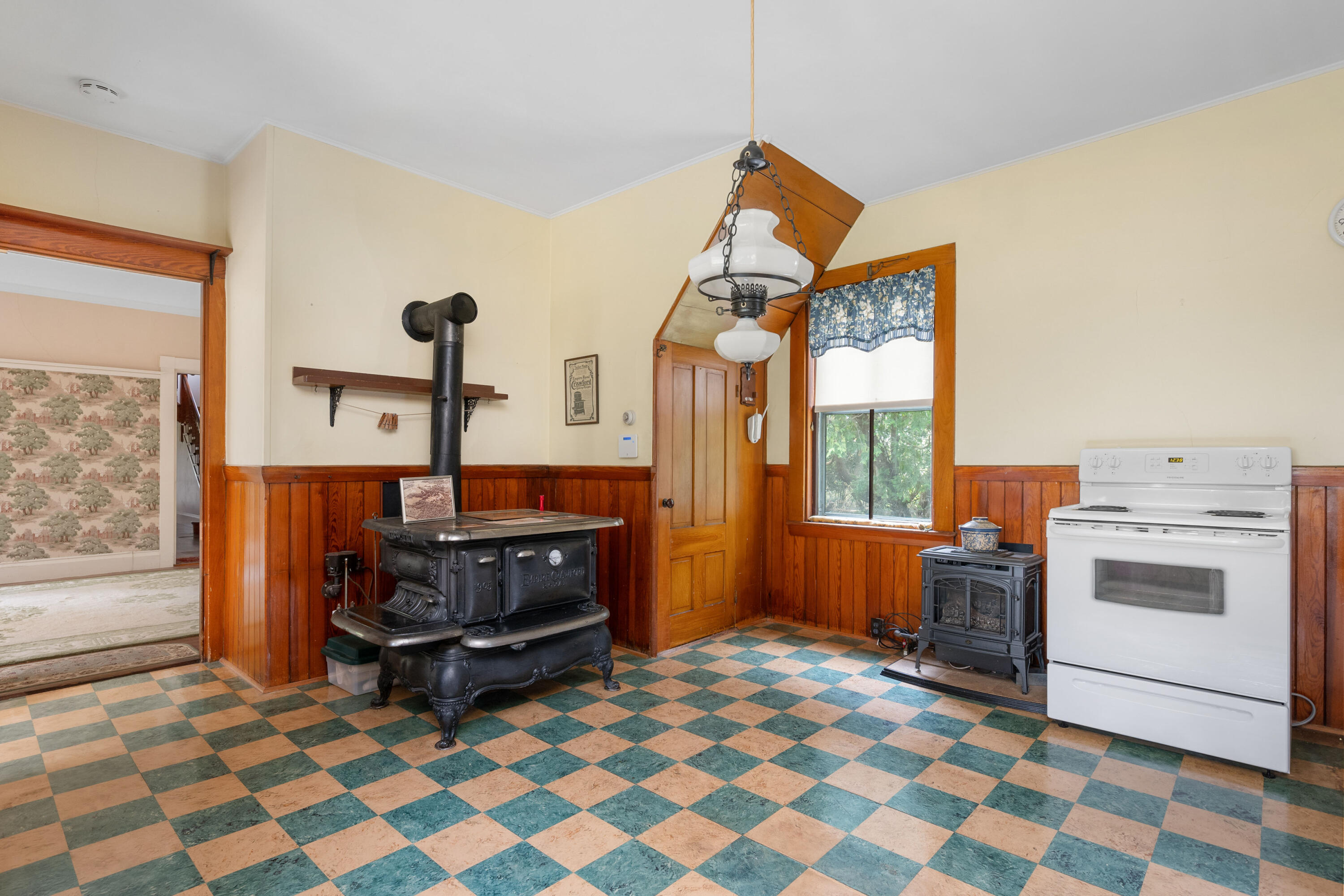 2414-2416 Meetinghouse Way West Barnstable, MA 02668 - Photo 20 of 73 DSC_4948