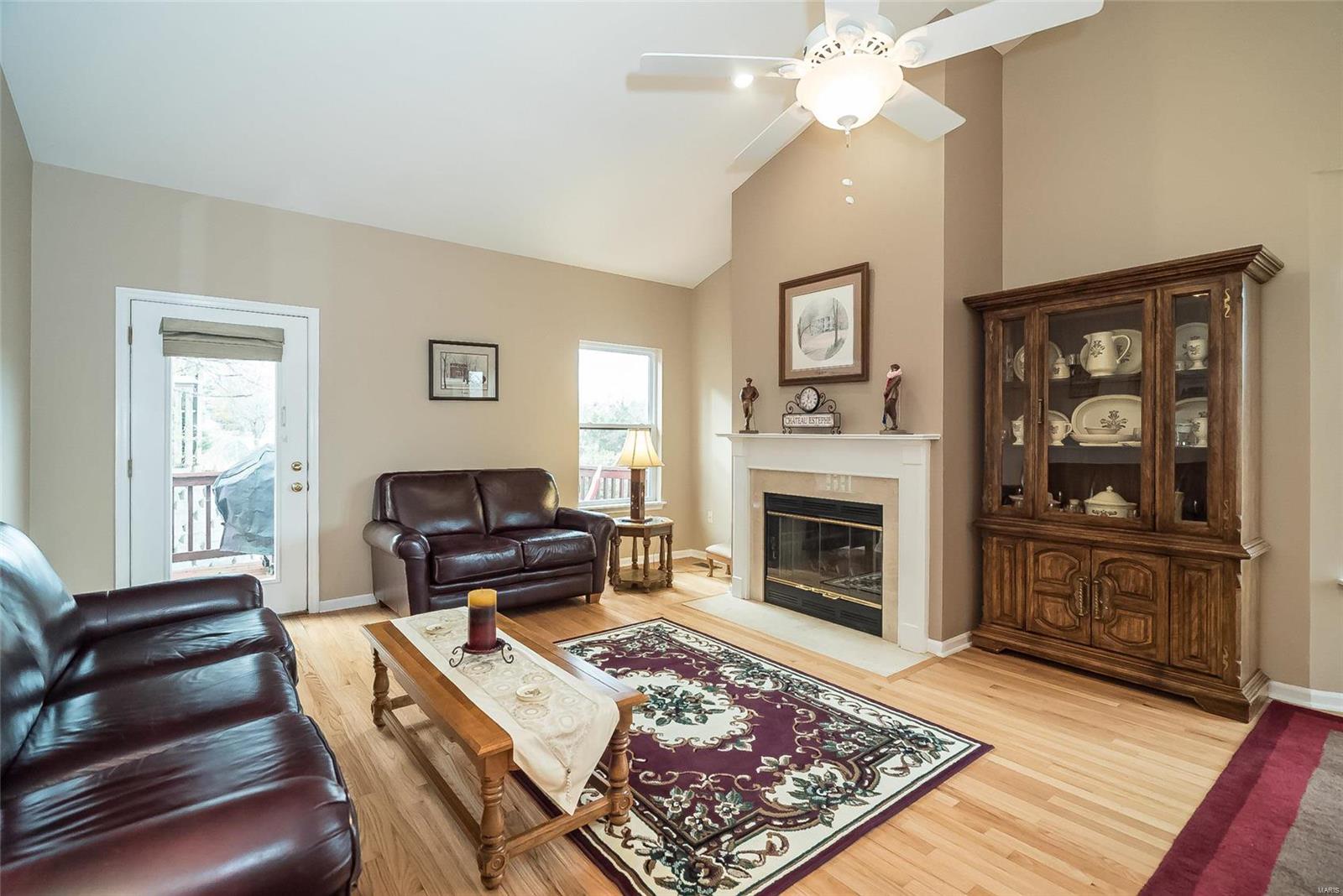 326 Holloway Ridge Court Ballwin, MO 63011 - Photo 15 of 33