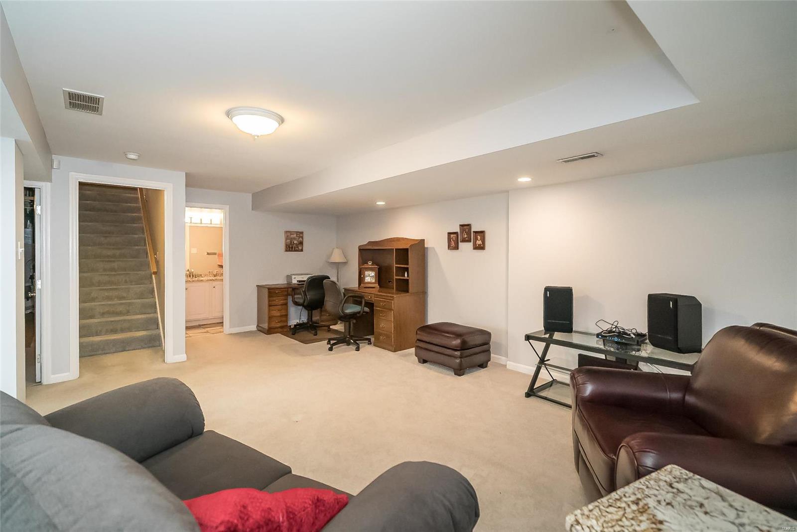 326 Holloway Ridge Court Ballwin, MO 63011 - Photo 24 of 33