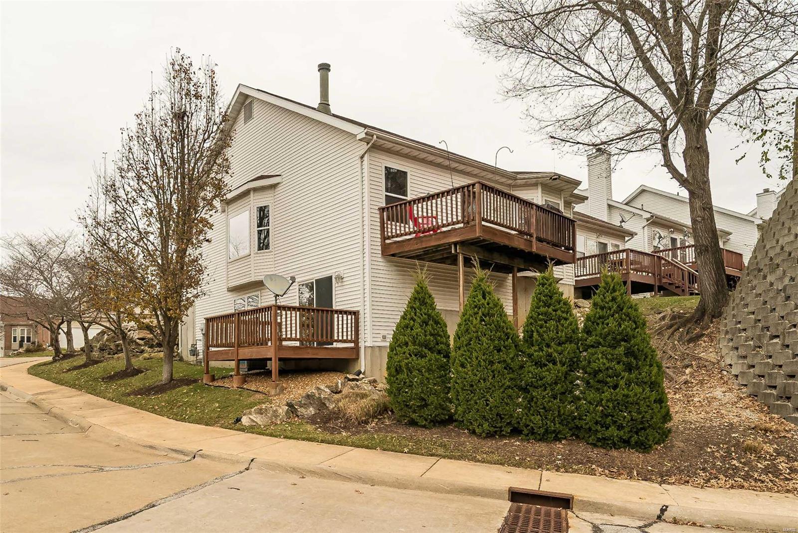 326 Holloway Ridge Court Ballwin, MO 63011 - Photo 29 of 33