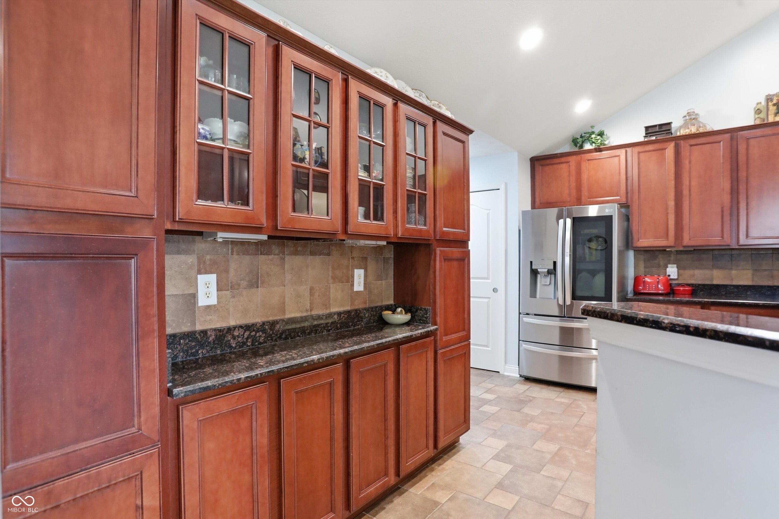 13823 Rue Fontaine Lane McCordsville, IN 46055 - Photo 9 of 34