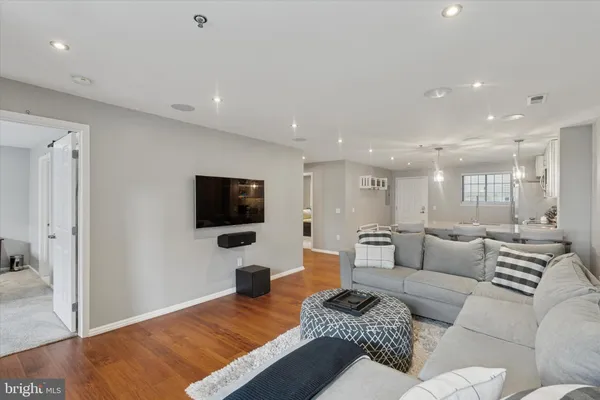 $375,000 | 2 Leverington Avenue, Unit 21, Philadelphia, PA 19127