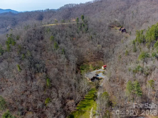 $899,000 | 151 High Grove Parkway, Whittier, NC 28789