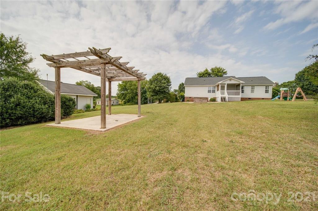 3010 Bert Williams Road Monroe, NC 28110 - Photo 9 of 44 Gallery Image 9