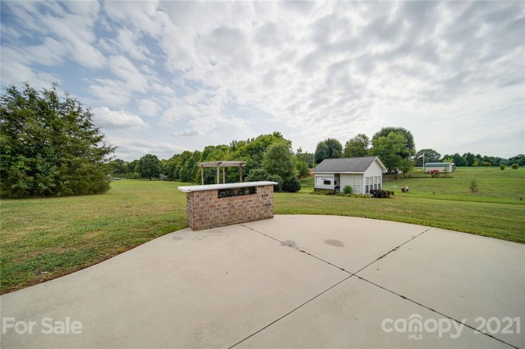 3010 Bert Williams Road Monroe, NC 28110 - Photo 10 of 44 Gallery Image 10