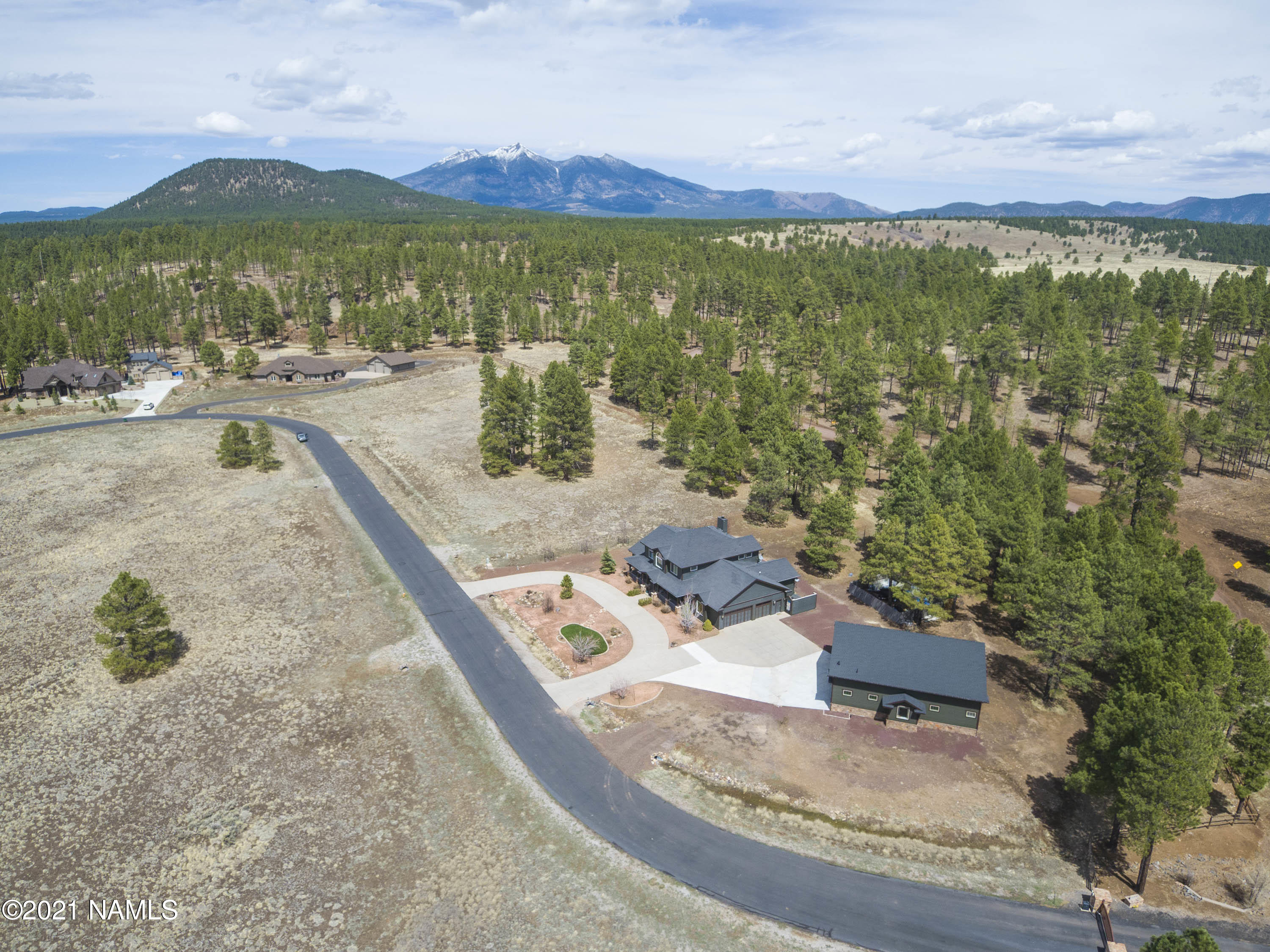 4565 Brackin Ranch Road Flagstaff, AZ 86001 - Photo 2 of 22 MAX_0016