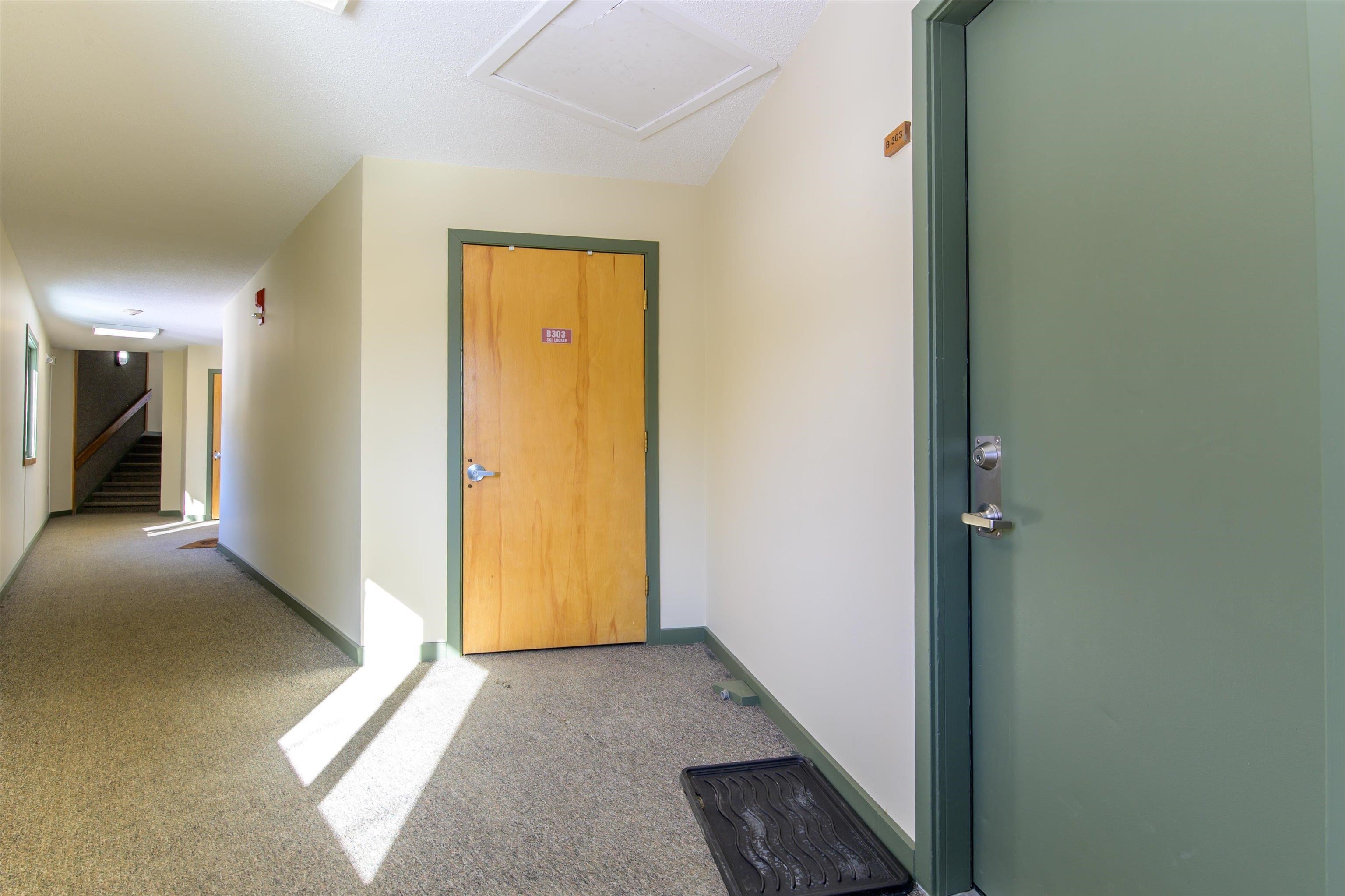 350 Mountain Road, Unit B303 Ludlow, VT 05149 - Photo 24 of 31