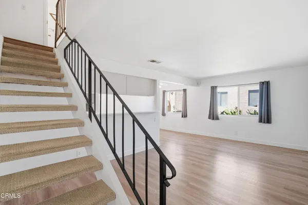$399,500 | 2057 Calle La Sombra, Unit 3, Simi Valley, CA 93063
